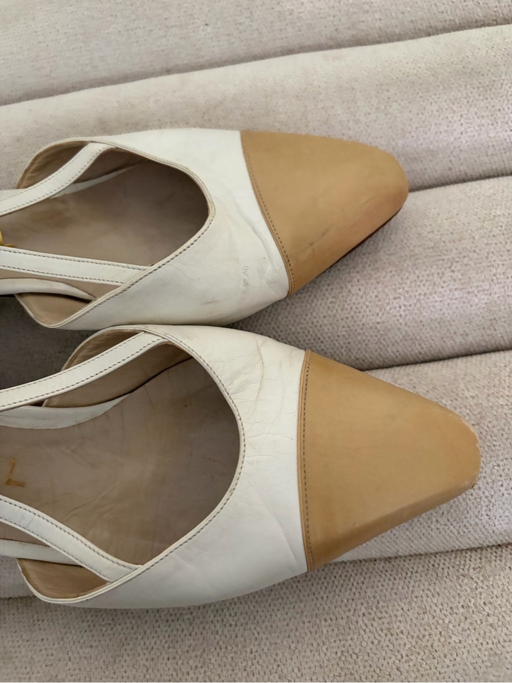 CHANEL Designer Vintage Kitten Slingback Cap Toe Heels White Size 36.5 37 6.5 7 - Picture 13 of 15